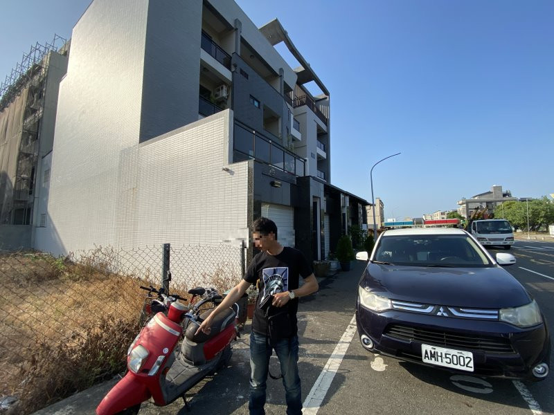 粗心男忘車停處　竹園警調電眼助找尋