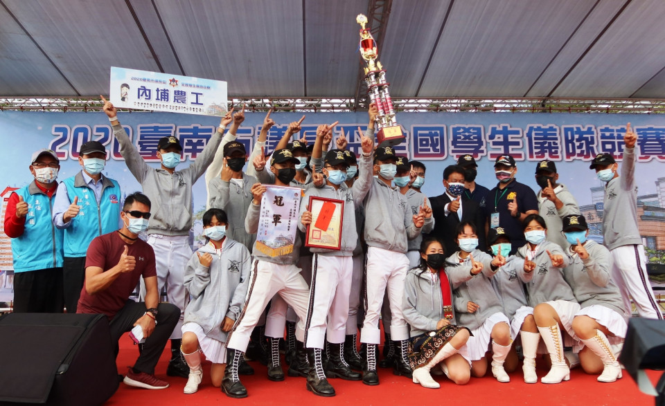 臺南市議長盃全國學生儀隊競賽  內埔農工奪冠