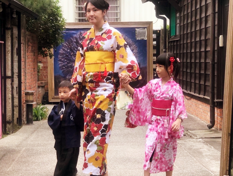 母親節走日本風!　竹縣蕭如松藝術園區親子浴衣走秀徵親子參與