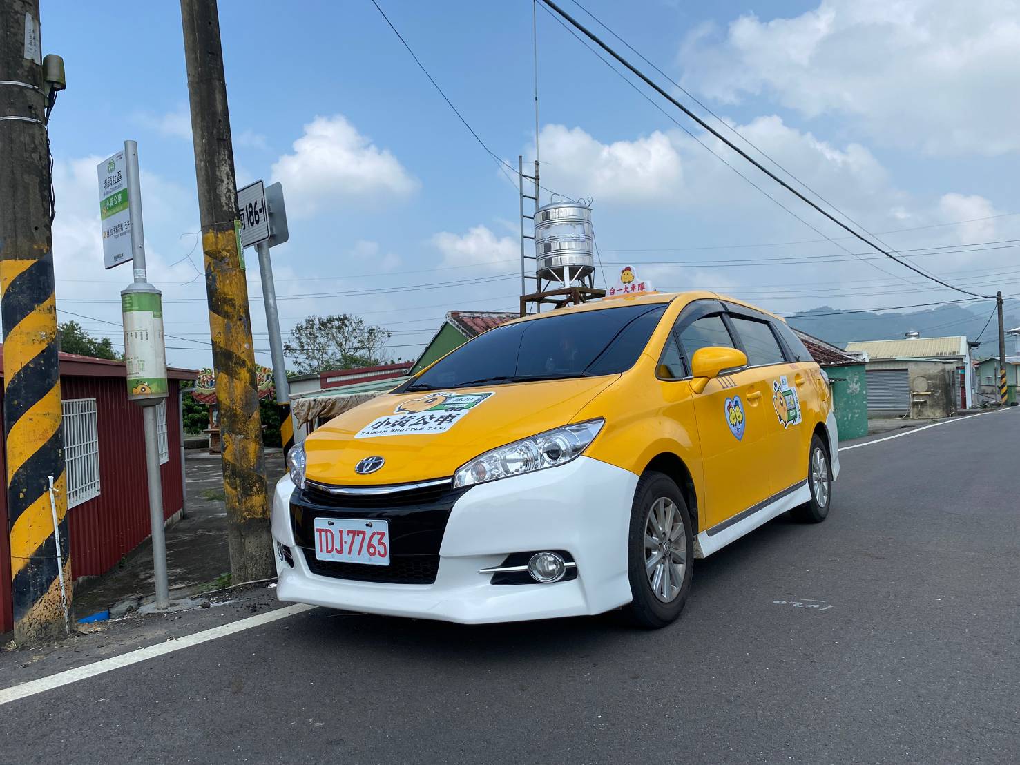 臺南首創「小黃公車預約站牌」