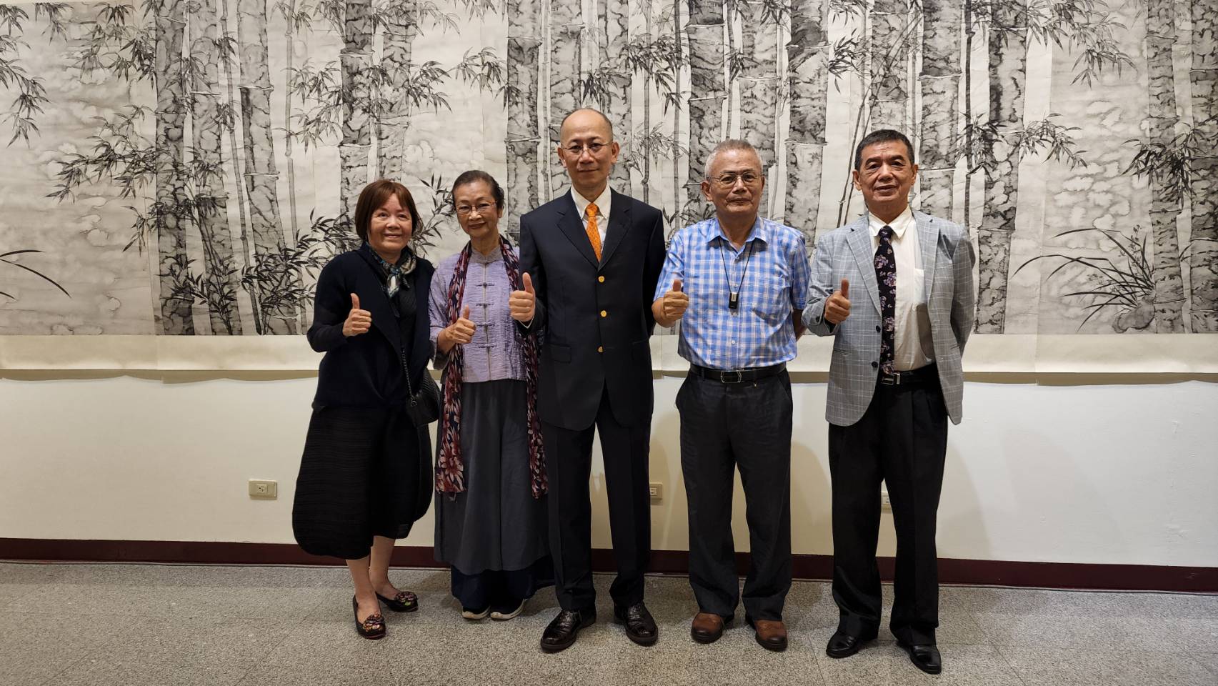 南部四位書畫名家感謝台灣專案管理學會理事長李仟萬精心策劃 讓書畫聯展圓滿成功