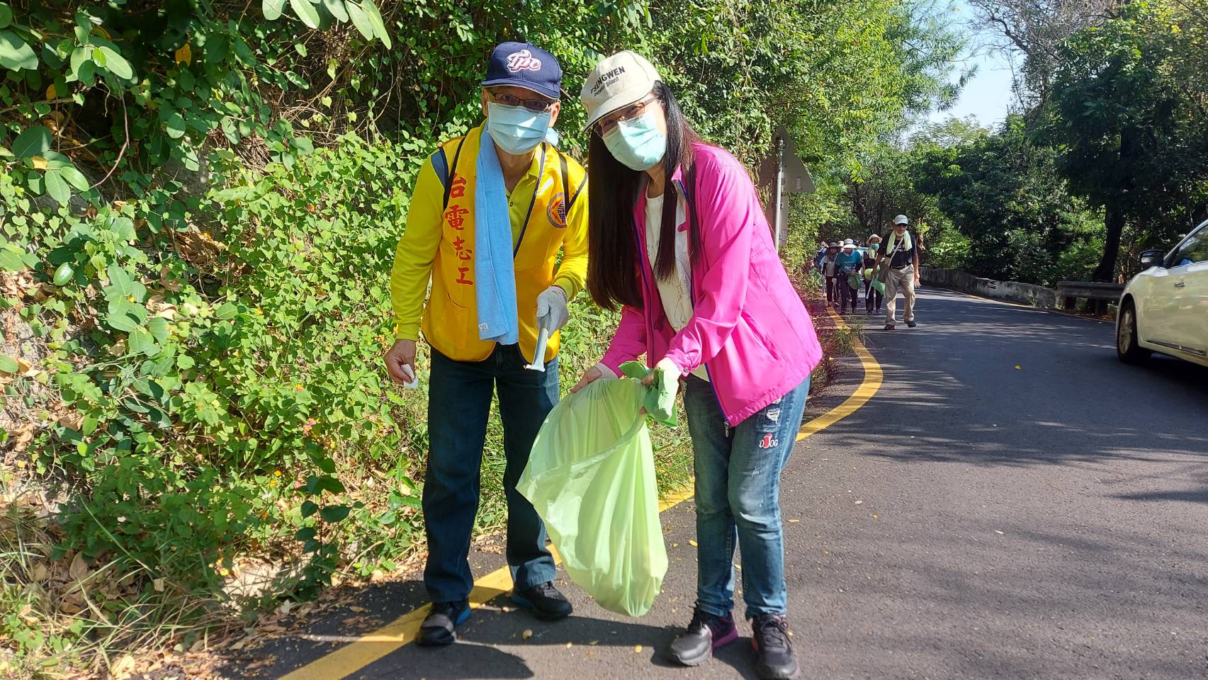 台電人揪淨南壽山！逾300位居民響應參加！