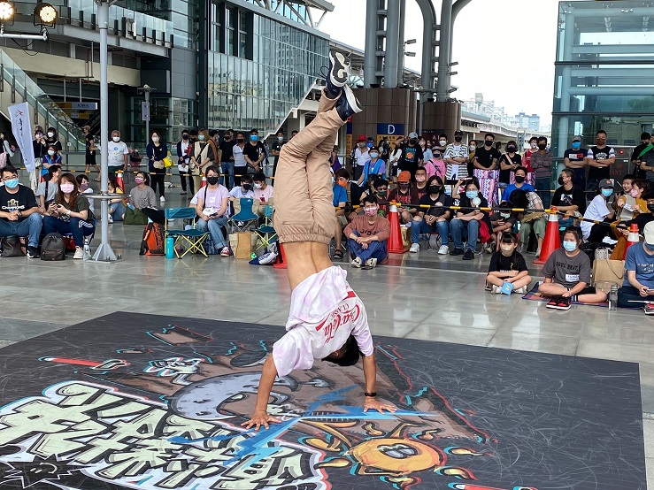 中市府提供新「舞」台  免費場地讓民眾秀舞技