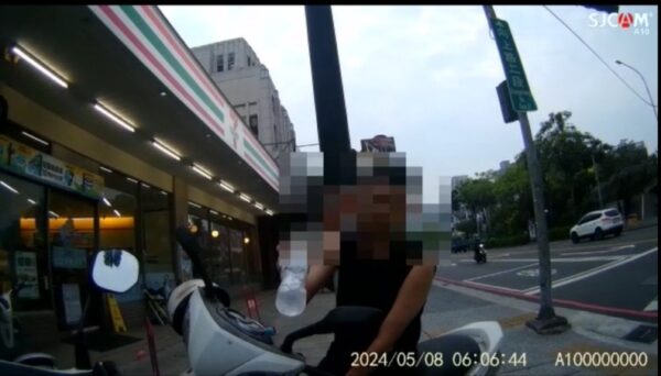 【有影】酒駕男拒絕酒測摔瓶怒斥警方｜最終遭開罰18萬元並扣車