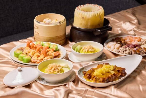 萬豪酒店皇豪中餐廳和京翠港式飲茶的夏季海鮮盛宴  帶來味蕾新驚喜