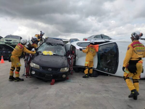 高雄消防隊技冠群雄  勇奪全國車禍救援賽季軍