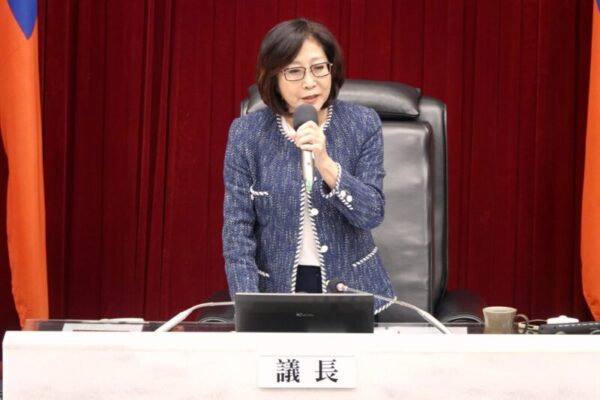 議會第4次定期大會閉幕   康議長要求陳其邁督促市府團隊「做好功課」