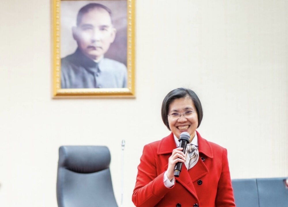 團結在黑箱之下是共犯　打破黑箱才是真正的負責