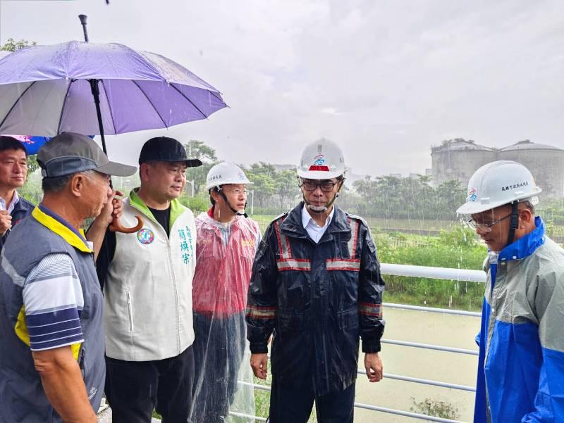 蘇拉颱風來襲  市長陳其邁視察關心防汛整備